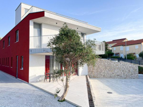 Poolside architect quadruplex